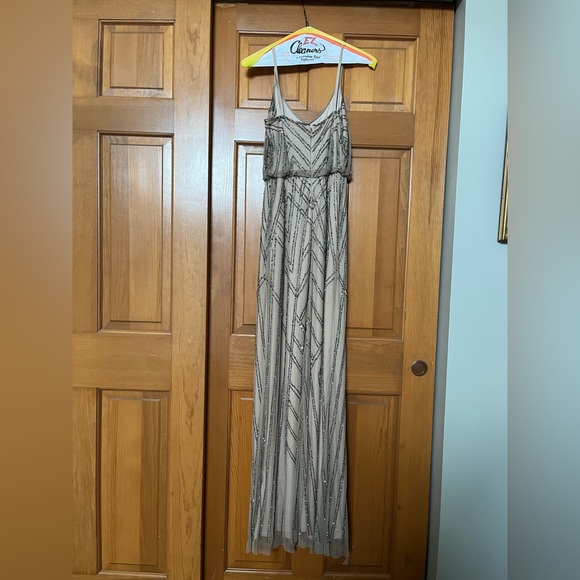 ADRIANNA PAPELL DIAMOND BEADED BLOUSON DRESS IN TAUPE PINK SIZE 4 (LIKE SIZE 2) - Picture 5 of 8